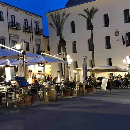 Nyaraló Charming House In Cefalu, Near City Centre *